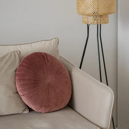 Stylish Glam Przedpole In By Renters *